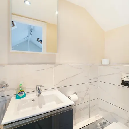 3 Bed In Ambleside Oc-Lr162 *